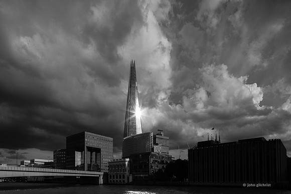 JohnGilchrist is a Scottish based photographer open to clients looking for a commercial photography service in Edinburgh.