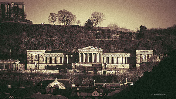 May include scenes of photography locations, beautiful views, and visual references of Edinburgh UK.