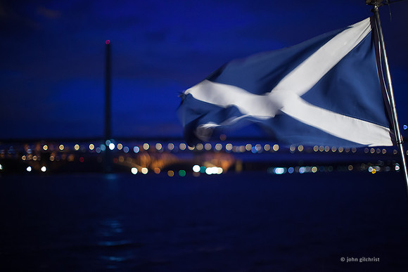 May include scenes of photography locations, beautiful views, and visual references of Edinburgh UK.