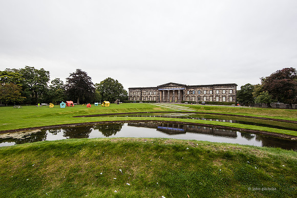 May contain scenes of photography locations, beautiful views, and visual references of Edinburgh UK.