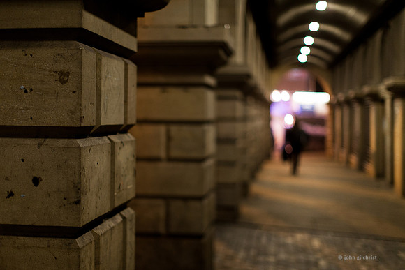 May contain scenes of photography locations, beautiful views, and visual references of Edinburgh UK.