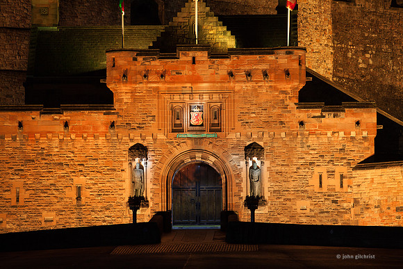 May contain scenes of city locations, beautiful views, and visual references of Edinburgh UK.
