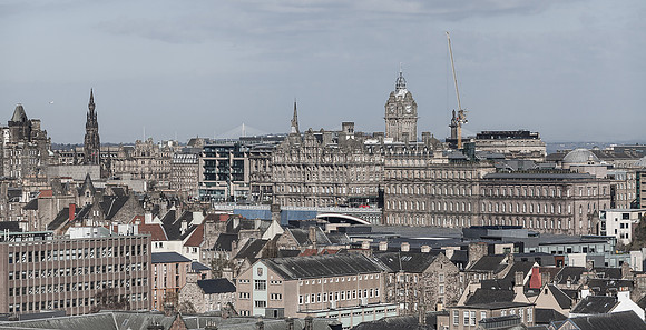 May contain scenes of photography locations, beautiful views, and visual references of Edinburgh Scotland.