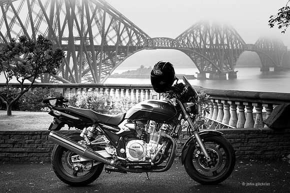 JohnGilchrist is a Scottish based photographer open to clients looking for a photography service in Edinburgh.