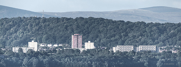 May contain scenes of photography locations, beautiful views, and visual references of Edinburgh Scotland.