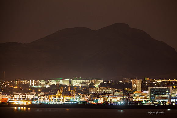 May contain scenes of photography locations, beautiful views, and visual references of Edinburgh UK.