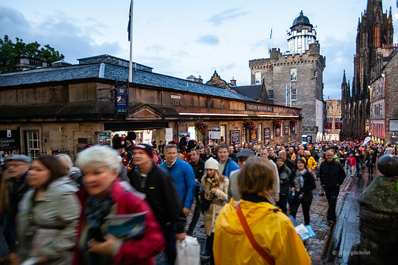 May contain scenes of photography locations, beautiful views, and visual references of The City of Edinburgh.