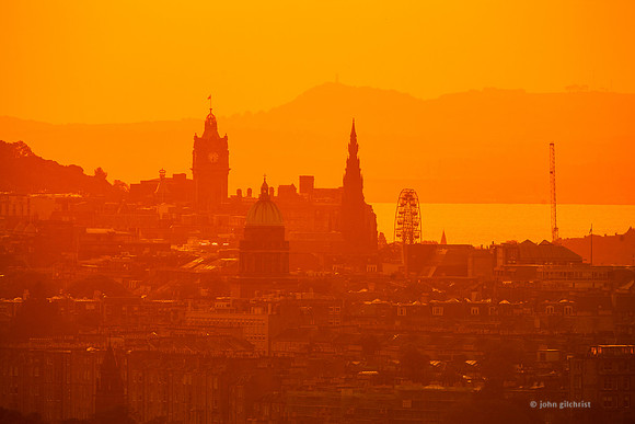 May contain scenes of photography locations, beautiful views, and visual references of Edinburgh Scotland.