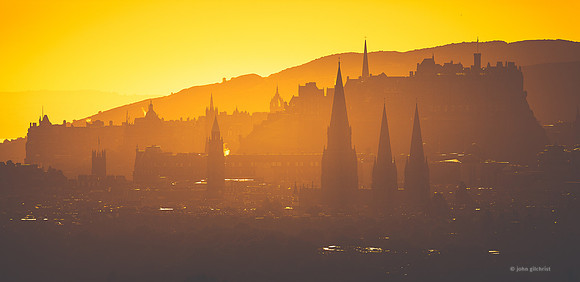 May include scenes of photography locations, beautiful views, and visual references of Edinburgh UK.