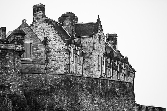 May include scenes of photography locations, beautiful views, and visual references of Edinburgh UK.