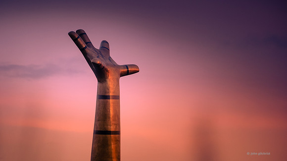 May contain scenes of photography locations, beautiful views, and visual references of The City of Edinburgh.