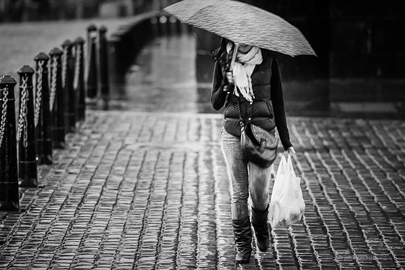 May contain street scenes with people in Edinburgh street photography