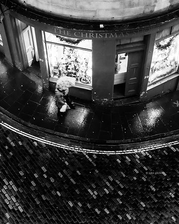 May contain street scenes with people in Edinburgh street photography