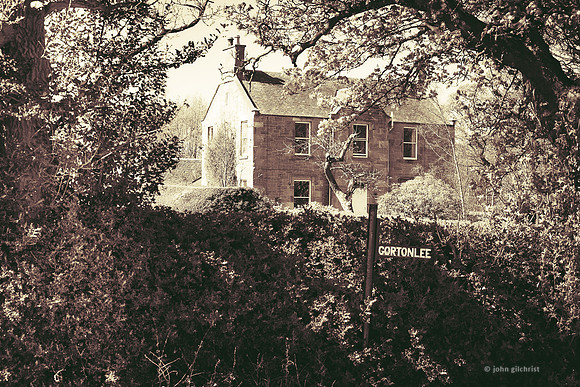Edinburgh Photography Services, John Gilchrist, Midlothian Photos Lasswade 20-0543