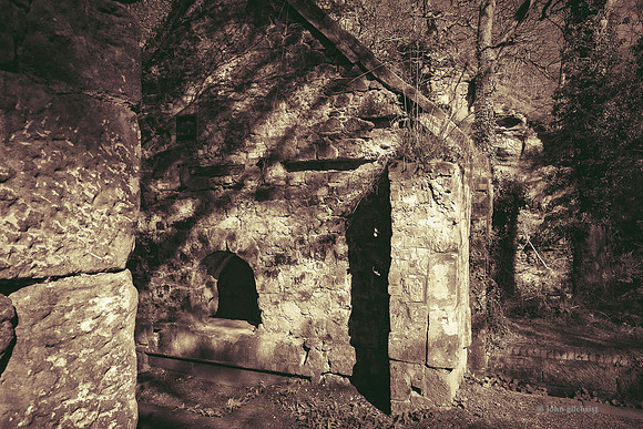 Edinburgh Photography Services, John Gilchrist, Midlothian Photos Roslin Glen Gunpowder Mills 20-0015