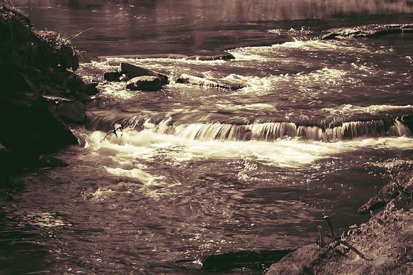 Edinburgh Photography Services, John Gilchrist, Midlothian Photos Roslin Glen Gunpowder Mills 20-0020