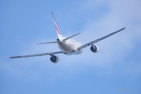 Aviation related, may contain aircraft, airline or airport references, Aviation photography by John Gilchrist