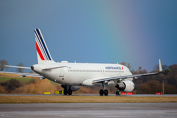 Aviation related, may contain aircraft, airline or airport references, Aviation photography by John Gilchrist