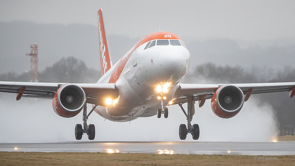 Aviation related, may contain aircraft, airline or airport references, Aviation photography by John Gilchrist