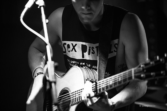Cheyne Halliday | Live Music Edinburgh | Event Photography Edinburgh Photo 9